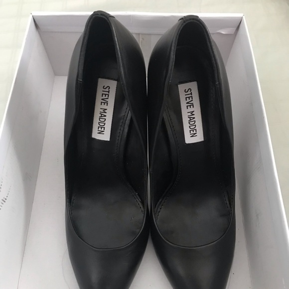 Steven Madden heels - Picture 2 of 7